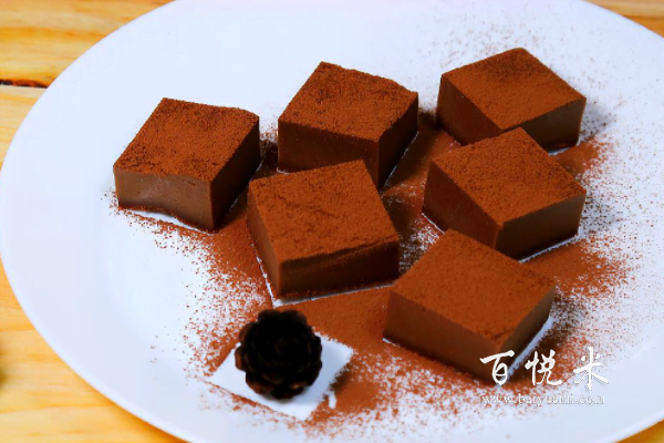 現(xiàn)在有許多女生挑選做甜品，那男孩子學甜品有發(fā)展趨勢嗎？